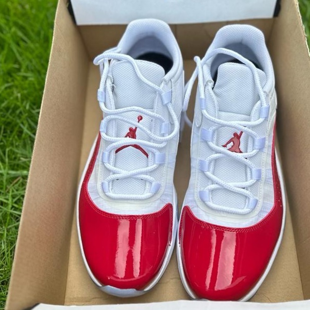Air Jordan 11 CMFT Low